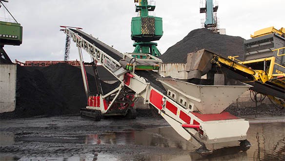 stockpiling coal